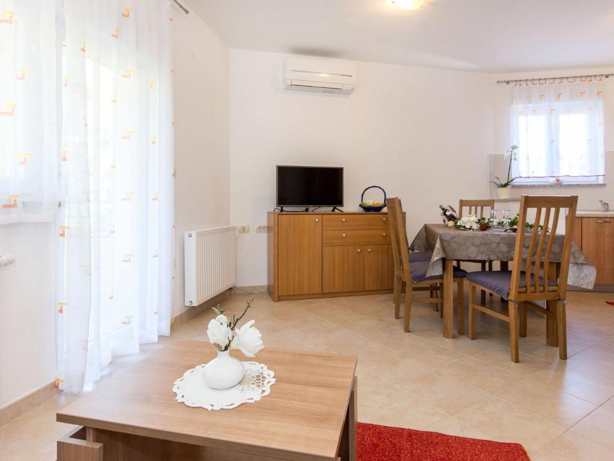 Apartment Andrea - Mod141 By Interhome Martina Luaran gambar