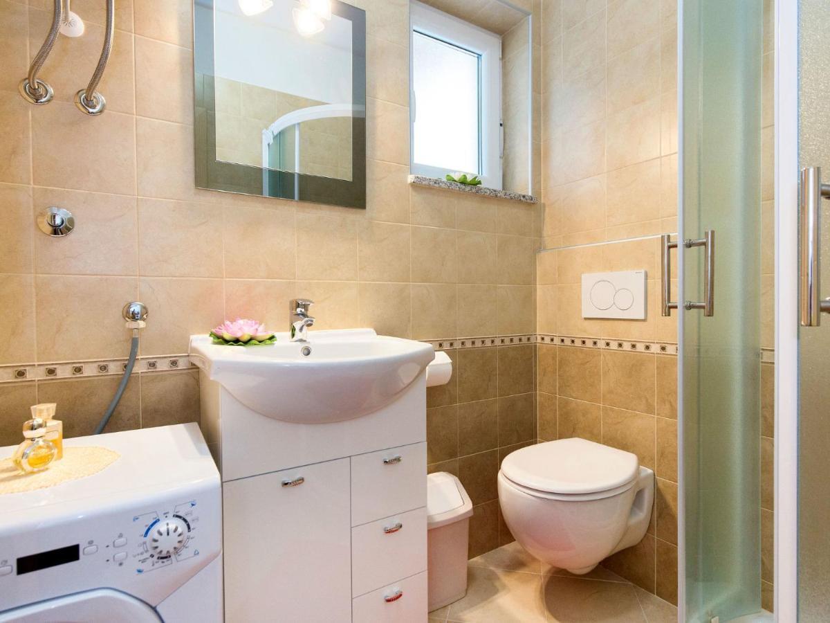 Apartment Andrea - Mod141 By Interhome Martina Luaran gambar